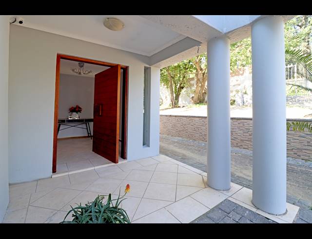 4 BEDROOM HOUSE FOR SALE IN HURLINGHAM